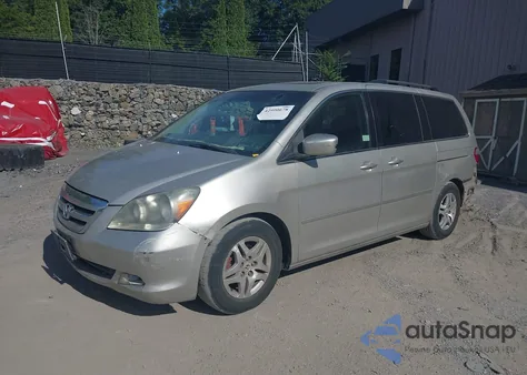2006 Honda Odyssey Touring from USA, damaged, VIN 5FNRL38816B097956